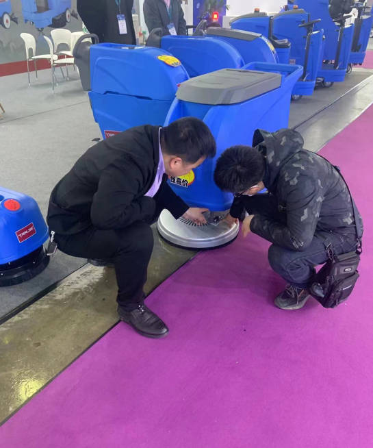 遵义小型电动洗地机是否适合用于环卫保洁