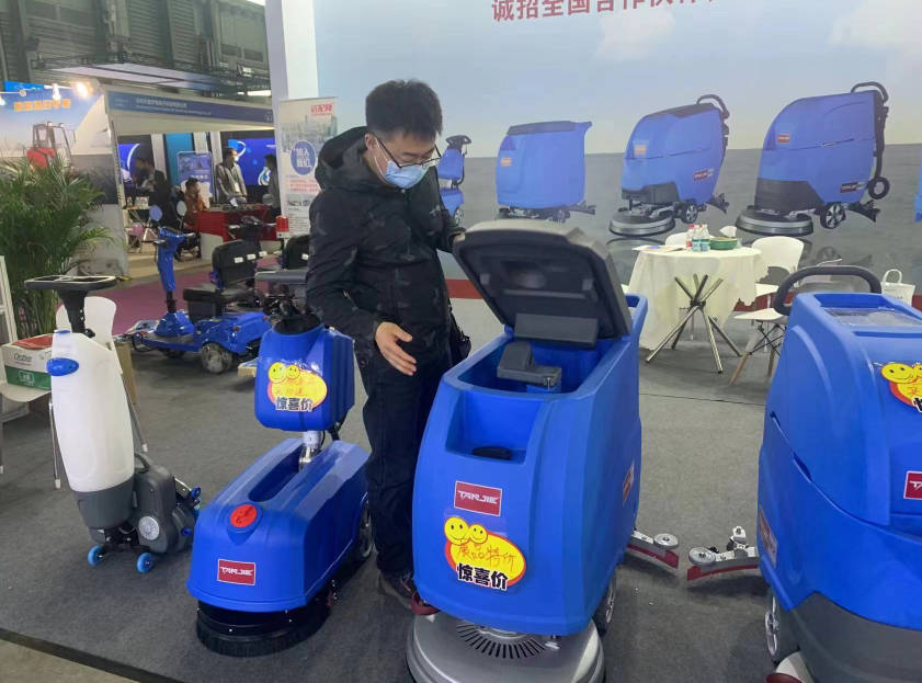 遵义坦洁洗地机公司致力于电动洗地机的生产、销售和服务百家